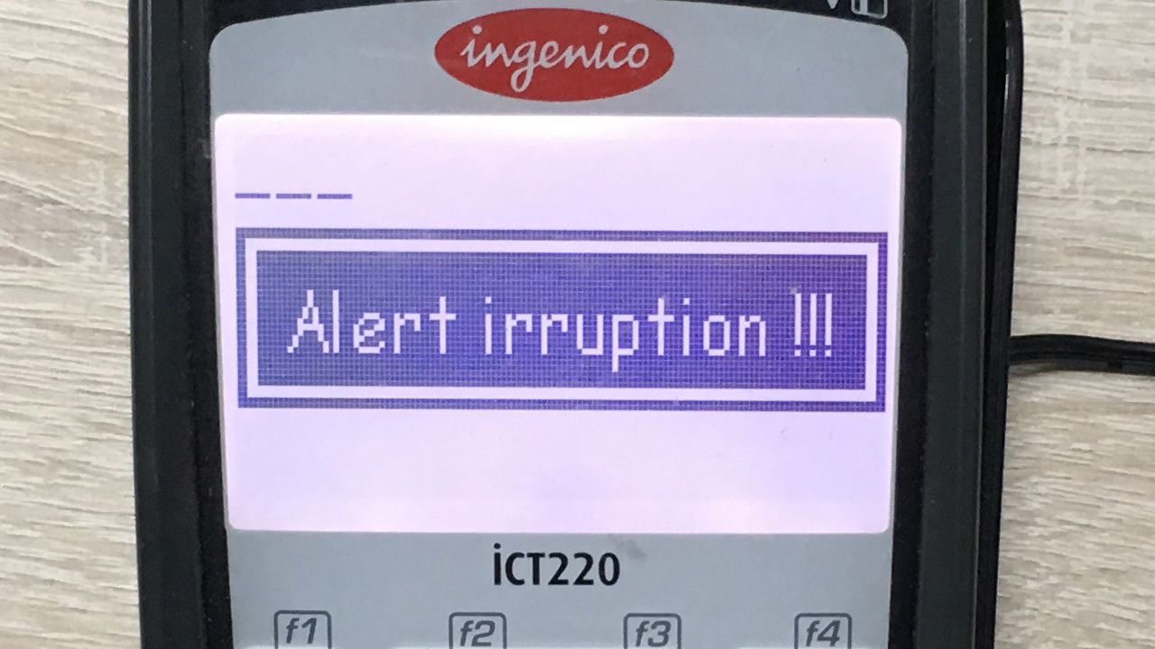 Ошибка Alert Irruption на экране Ingenico iCT220